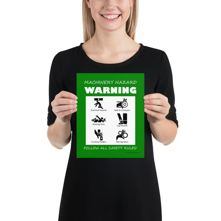 A green machinery hazard warning sign with infographics of 6 various possible injuries.